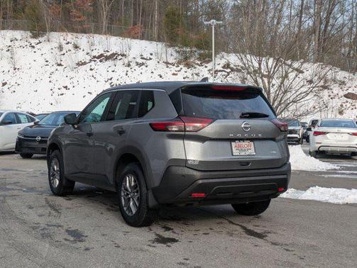 2021 Nissan Rogue S