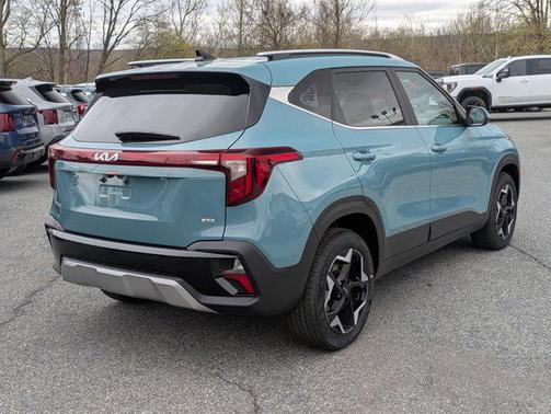2025 Kia Seltos EX