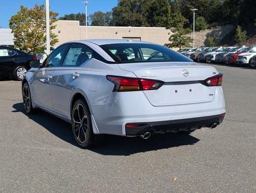 2025 Nissan Altima SR AWD