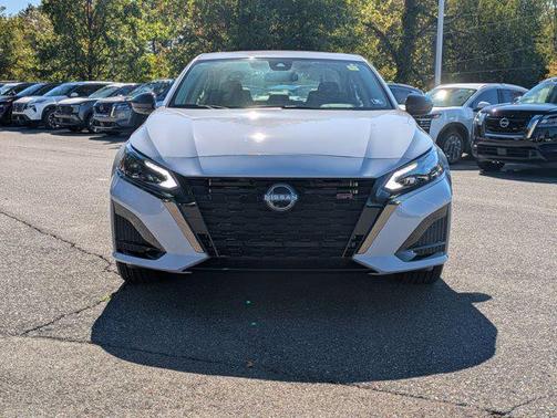 2025 Nissan Altima SR AWD
