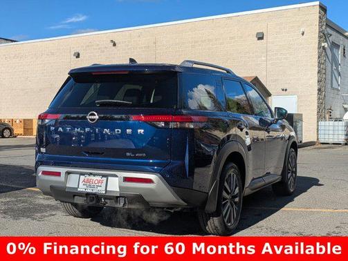 2025 Nissan Pathfinder SL 4WD
