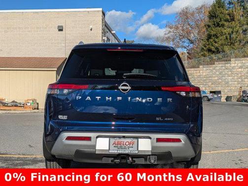 2025 Nissan Pathfinder SL 4WD