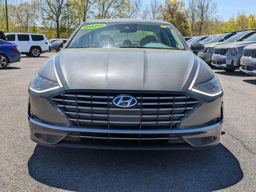 2020 Hyundai SONATA Hybrid SE