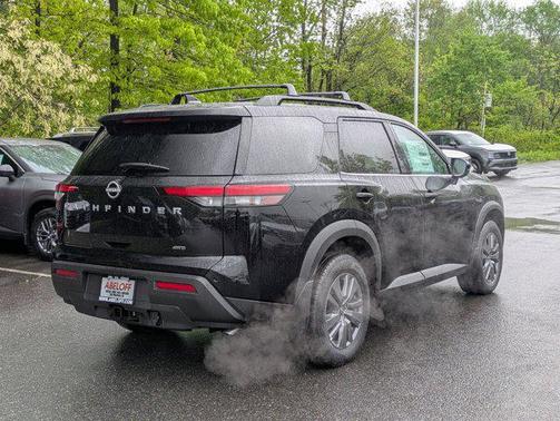 2025 Nissan Pathfinder SV 4WD