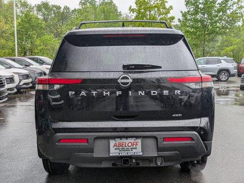 2025 Nissan Pathfinder SV 4WD