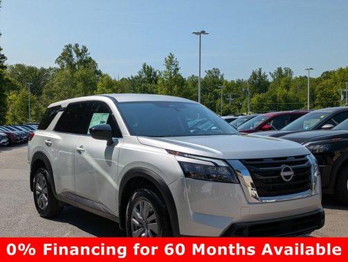 2025 Nissan Pathfinder S 4WD