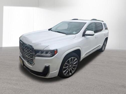 White Frost Tricoat 2023 GMC Acadia Denali