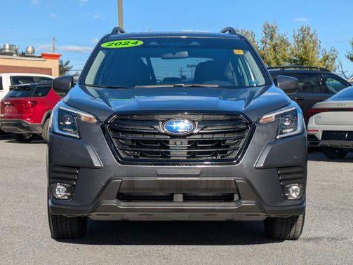 2024 Subaru Forester Premium