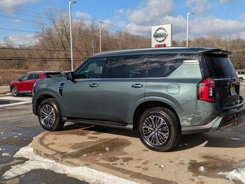 2025 Nissan Armada SL 4WD