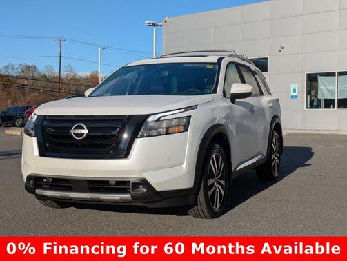 2025 Nissan Pathfinder Platinum 4WD