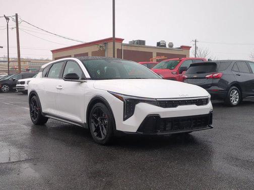 2026 Kia K4 GT-Line Turbo