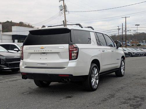 2023 Chevrolet Suburban 4WD High Country