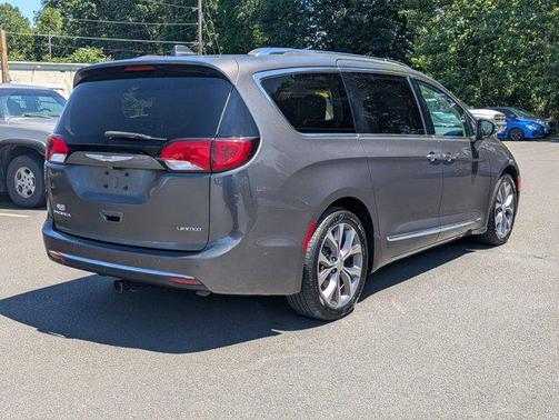 2018 Chrysler Pacifica Limited