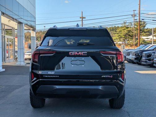 2026 GMC Terrain AWD AT4
