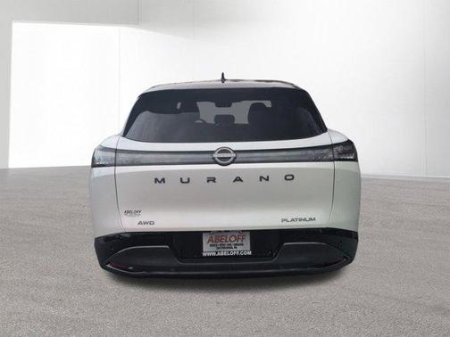 Everest White Pearl Tricoat/Super Black 2026 Nissan Murano Platinum