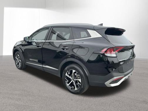 Ebony Black 2023 Kia Sportage EX