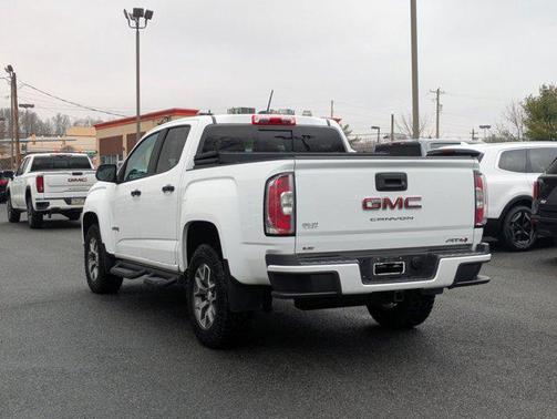 2022 GMC Canyon AT4