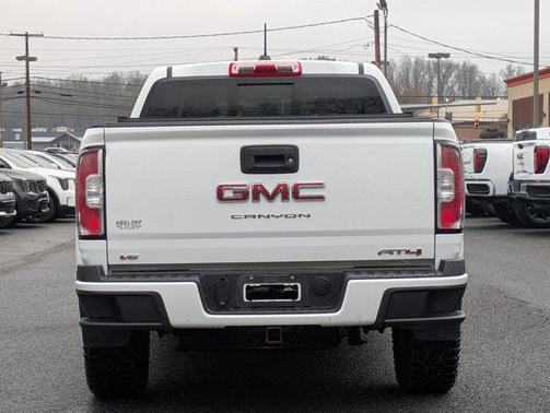 2022 GMC Canyon AT4