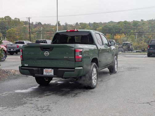 2023 Nissan Frontier SV