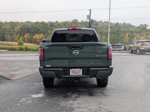 2023 Nissan Frontier SV