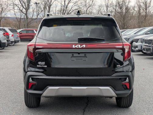 2025 Kia Seltos EX