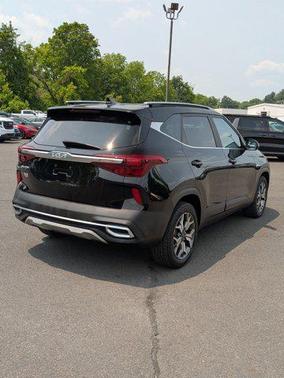 2023 Kia Seltos EX