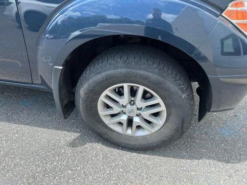 Arctic Blue Metallic 2019 Nissan Frontier SV