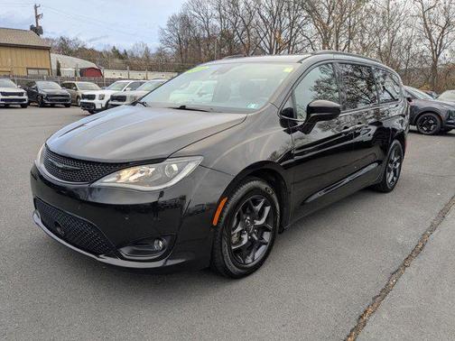 2019 Chrysler Pacifica Touring-L Plus
