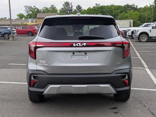2025 Kia Seltos LX
