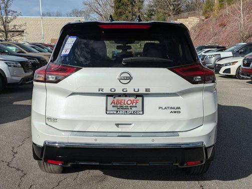 2025 Nissan Rogue Platinum