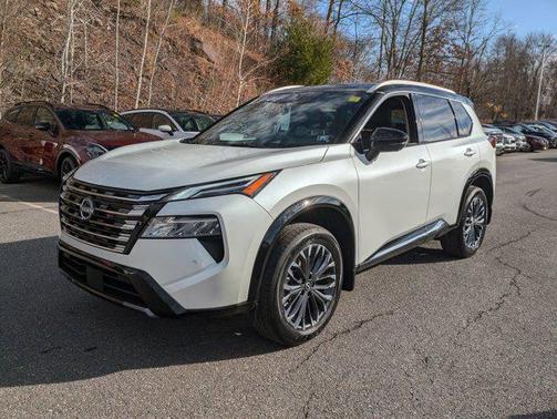 2025 Nissan Rogue Platinum