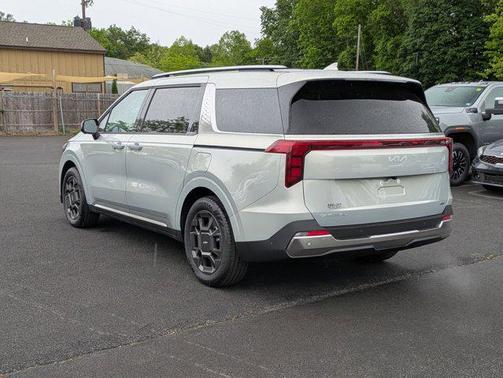 2025 Kia Carnival Hybrid SX