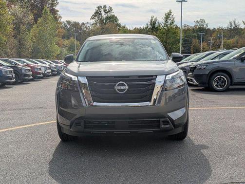 2025 Nissan Pathfinder S 4WD