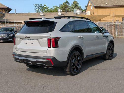2025 Kia Sorento EX
