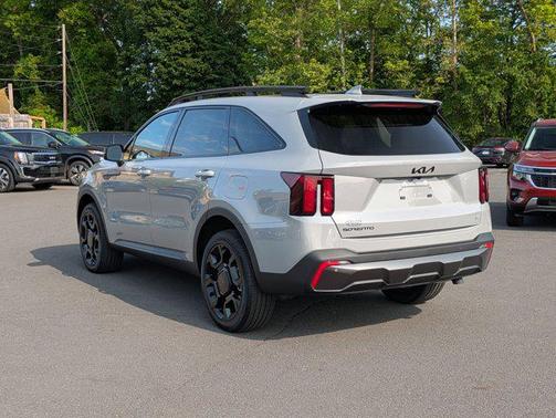 2025 Kia Sorento EX