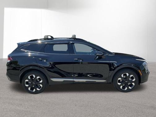 Ebony Black 2024 Kia Sportage X-Line