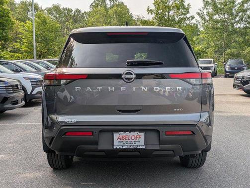 2025 Nissan Pathfinder S 4WD