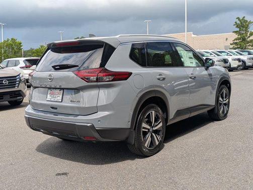 2025 Nissan Rogue SL