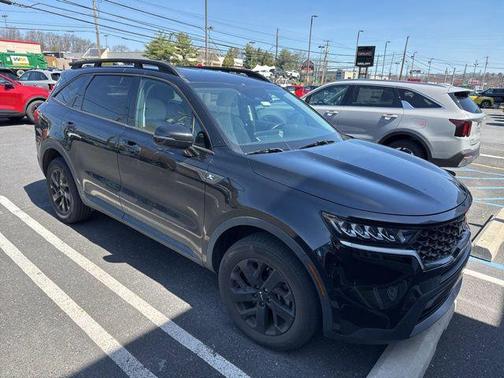 Ebony Black 2022 Kia Sorento S