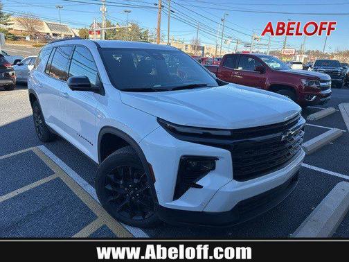 2024 Chevrolet Traverse LT