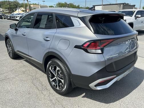 Everlasting Silver 2023 Kia Sportage EX