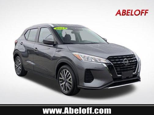 2022 Nissan Kicks SV
