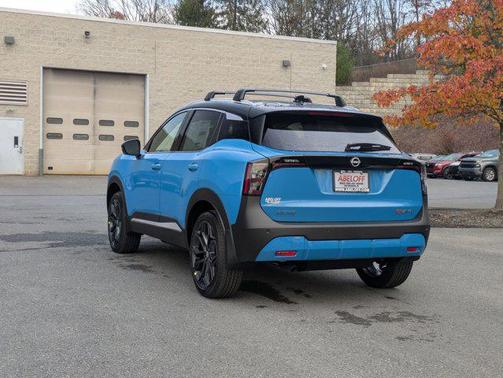 2026 Nissan Kicks SR