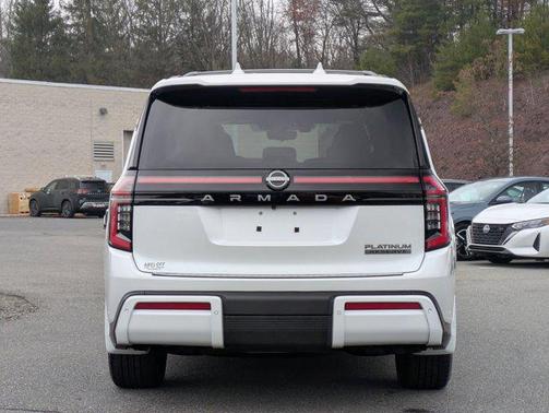 Everest White Pearl Tricoat 2025 Nissan Armada Platinum Reserve 4WD