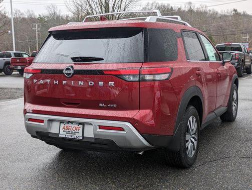 2025 Nissan Pathfinder SL 4WD
