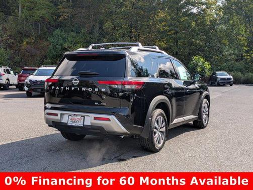 2025 Nissan Pathfinder SL 4WD