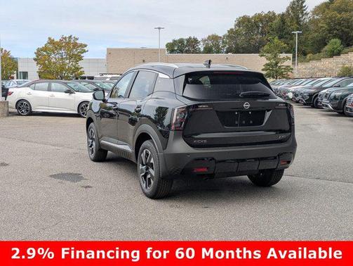 2025 Nissan Kicks SV