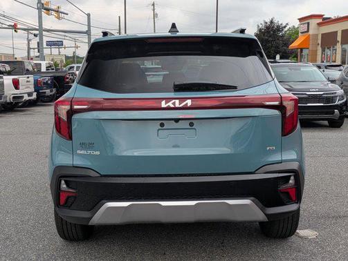 2025 Kia Seltos EX
