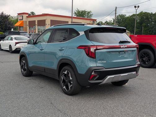 2025 Kia Seltos EX