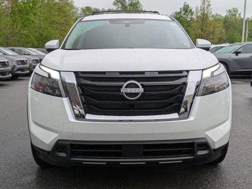 2025 Nissan Pathfinder SV 4WD
